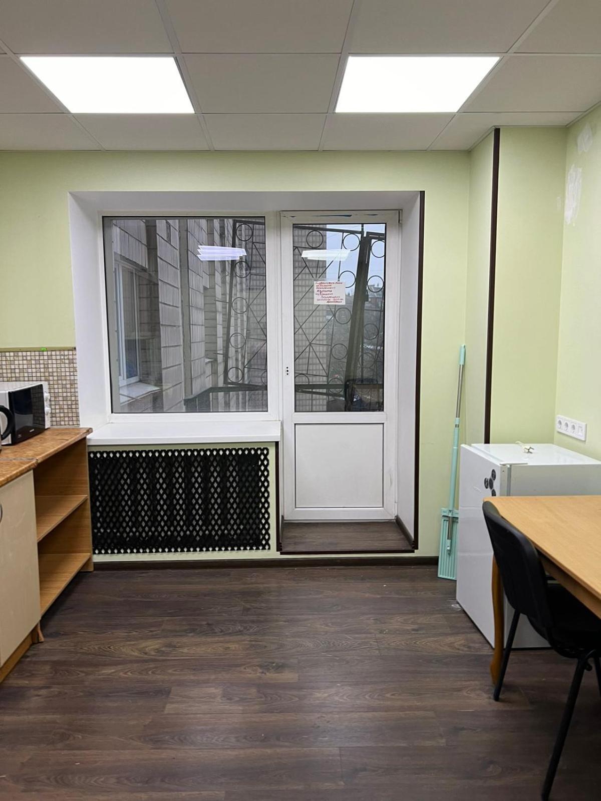 Hostel Krone Gok Zatishok Kyiv Exterior photo
